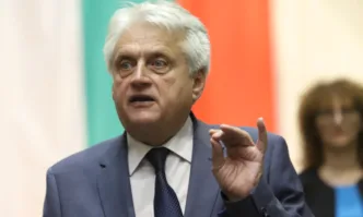 Звънял по телефона и на вътрешния министър по сигнал на