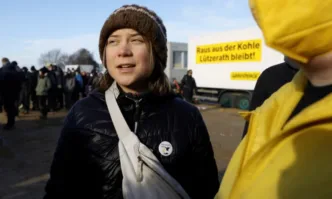 Задържаха Грета Тунберг по време на екопротест в германско село