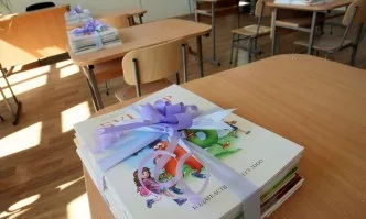 Детските градини и училищата в Плевен остават затворени