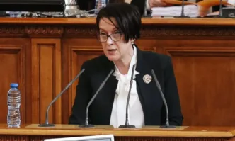 Кандидат депутатката от ДБ Антоанета Цонева се възмути от фалшиви новини