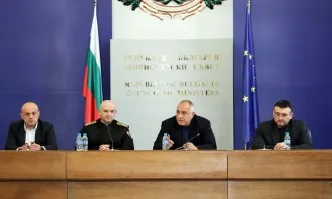 Борисов: България може да шие и изнася предпазни облекла, ако ЕС намери плат