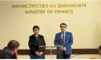 Задачата по приемането на еврото не трябва да прекъсва въпреки