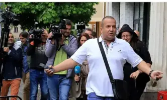 23 живи и препарирани животни е иззела полицията от имоти