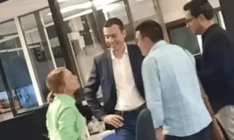 От Фейсбук профила на Евгени ПетровТази снимка откраднах от сайта