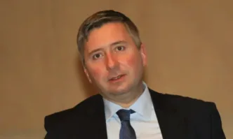 На гребена на вълната със скандала с Костадин Костаинов от