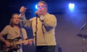 Как пост с Асен Василев е гледан колкото видео с Ким Кардашиян?