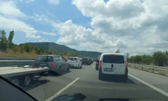 От 8 30 часа тази сутрин движението в участъка между