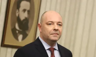 Кандидатът на ГЕРБ за премиер проф Николай Габровски е едно