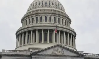 Сенатът на САЩ одобри дългоочаквания пакет от помощ на стойност