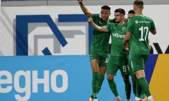 Отлична новина получи треньорът на Лудогорец Станислав Генчев Той ще може