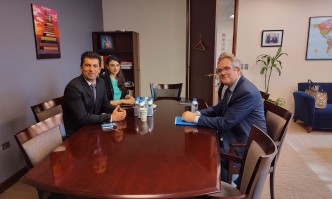 От Фейсбук профила на писателя Христо СтояновРЕПОРТАЖ ОТ САЩПремиерът на