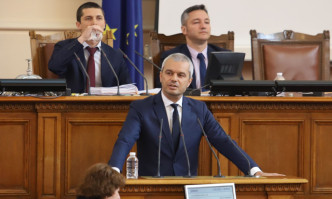 Костадинов: Депутати от БСП ще гласуват срещу правителството
