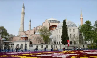 Турция пусна програма за евтин първи дом насочена към хората