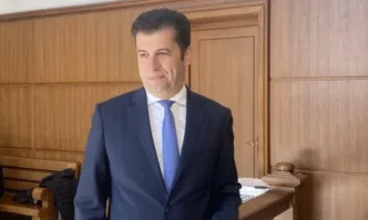 Съпредседателят на ПП Кирил Петков се яви в Софийския градски