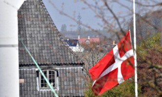 Дания връща част от мерките срещу коронавирус