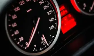 Бързи и яростни: Кола летя с 240 км/ч на Околовръстното в София