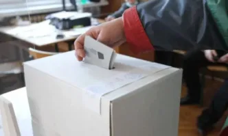 За вота през април са регистрирани 23 политически формацииЦИК тегли