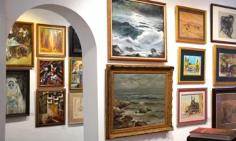 Голяма част от произведенията се показват публично за първи път