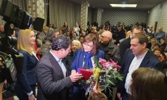 Нинова поздрави пловдивските социалисти, че избраха заместник на Гергов
