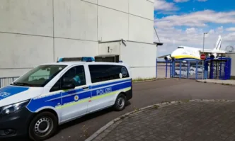 Опозицията иска КСНС и критикува властта за липсата на позиция за хибридната атака на Русия в Германия