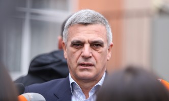 Малко след като гласува служебният премиер шокиращо обяви че ще