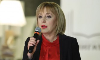 Антикризисните мерки на правителството обсъдиха в неделя бивши настоящи депутати