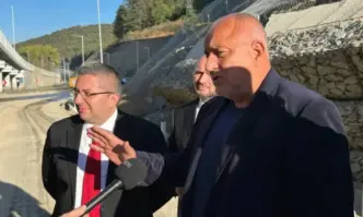 От Фейсбук профила на Николай Нанков Всяка от тезите на опонентите