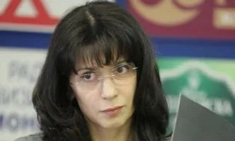 Жената на Станишев спипана с фалшив документ