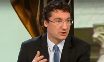 Лидерът на БСП Крум Зарков призова магистрати и политици които