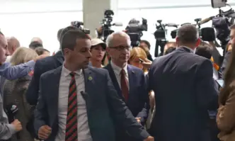 Премиерът Денков обясни след председателския съвет че неговото присъствие и