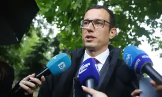 Отчетено е като комуникационна грешка това че анализ и