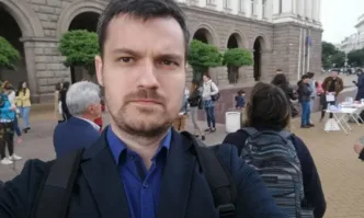 Д-р Стефан Митев: Петков ще се покрие за скандалното уволнение на д-р Константинов