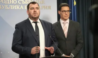 Гечев и Проданов от ПБ представиха мерките срещу спекулата, Законът за еврото ще се удължи с още година