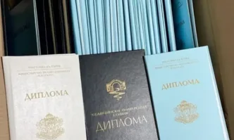 Служители на ГДБОП разкриха нелегална работилница за изготвяне на фалшиви
