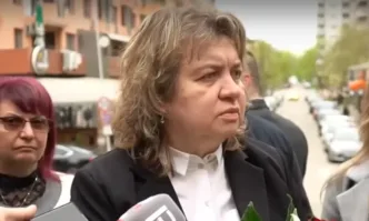 Правителството ще остане на власт докато има доверието на мнозинството