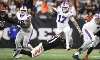 Бъфало и Синсинати се срещат отново след прекратения мач в