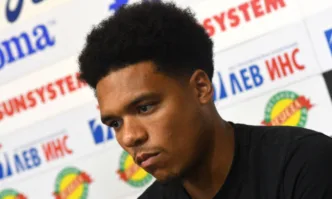 Леки травми са причината двама от основните футболисти на ЦСКА