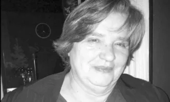 Напусна ни дългогодишната колежка Венка Ризова съобщи БНТ Тя отдаде 42