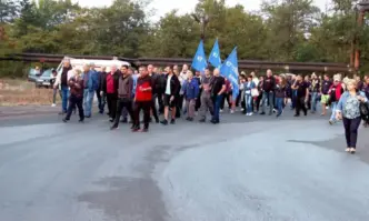 Протестиращите енергетици и миньори отказват среща с министър Радев