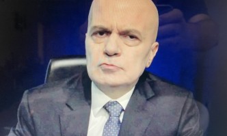 Лидерът на ИТН Слави Трифонов не вдига телефона на премиера