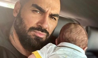 Азис стана баща за втори път Певецът съобщи за радостната