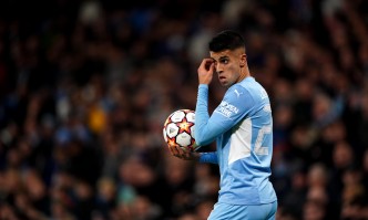 Защитникът на Манчестър Сити Жоао Кансело е станал жертва на