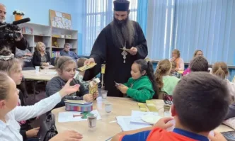 От Фейсбук профила на Тома БиковВ контекста на сблъсъка на