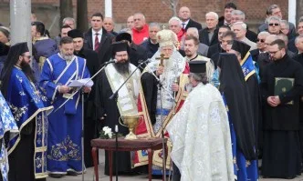 Патриарх Неофит: Вечна признателност към всички герои на българската свобода и независимост