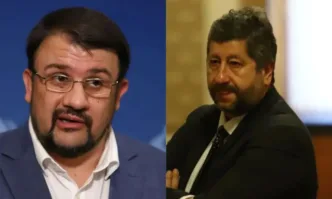 От Фейсбук профила на Асим Ахмед АдемовСлушам Криптомира и римата