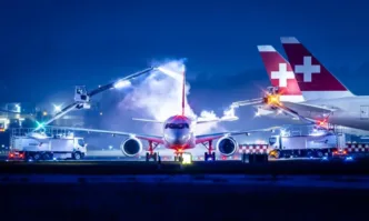 Авария при излитане на самолет от Делхи, шестима ранени
