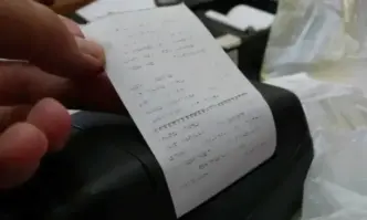 Клиент може да задържи плащане докато не получи касова бележка