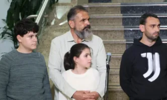 По малко от денонощие след прибирането си у нас двамата български