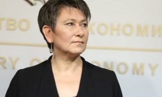 От Фейсбук профила на Виктор ДимчевЕдин от служебните министри на