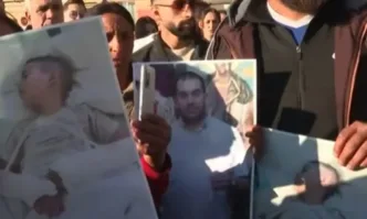 Дете е с две счупени ръце в Луковит. Бащата твърди, че е хвърлено от мост от мъж